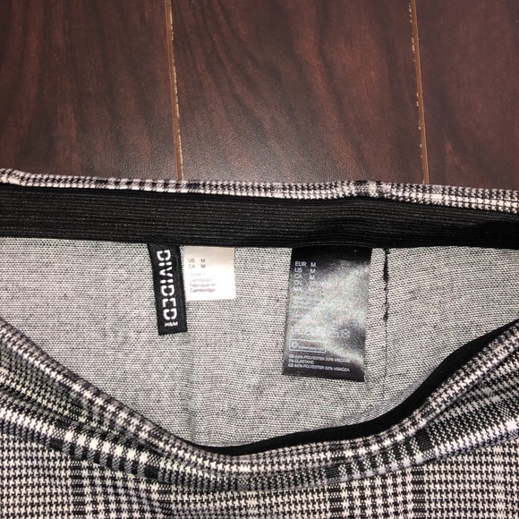 H&M Plaid Skirt - Picture 2 of 2